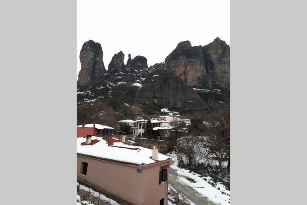 The House Under The Rocks Of Meteora 1 Lejlighed Kalambaka Eksteriør billede